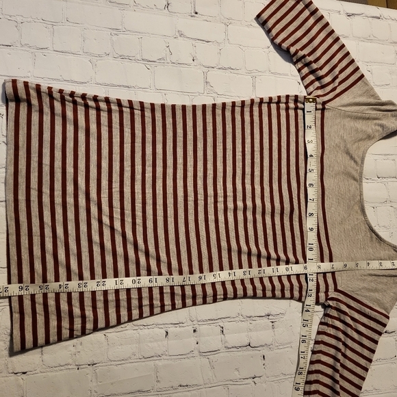 Club Monaco Striped Top Size Small - Picture 7 of 8